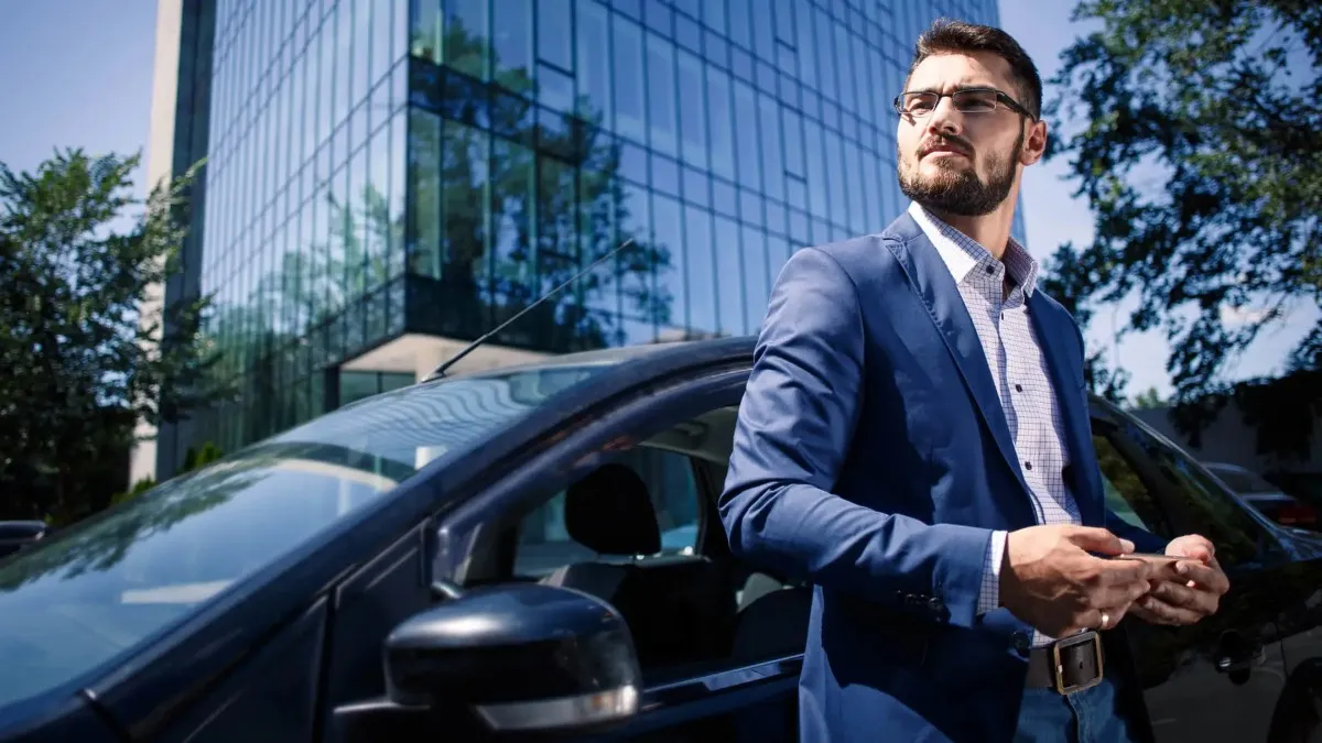 10 best commercial auto insurance companies for US businesses