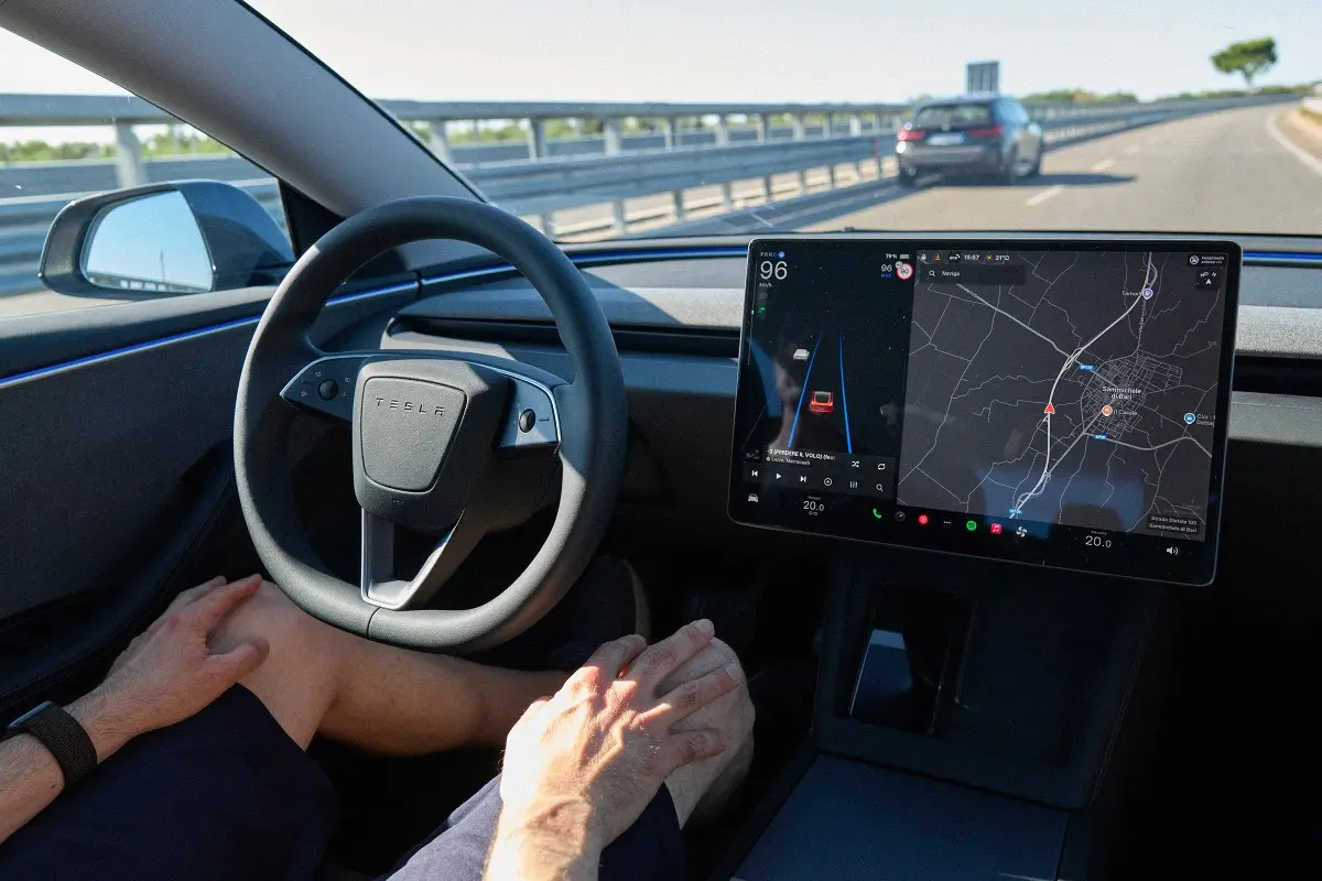 Tesla is offering insurance discounts for FSD users